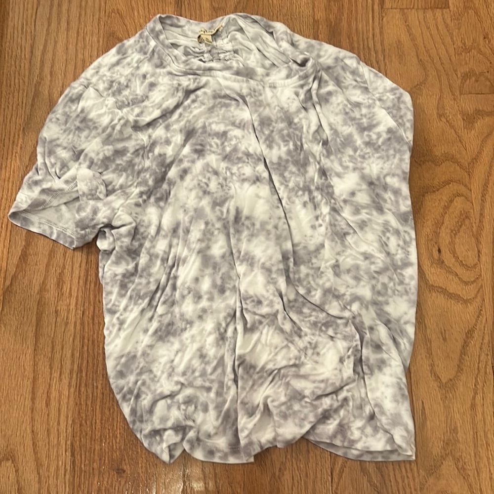 Tee